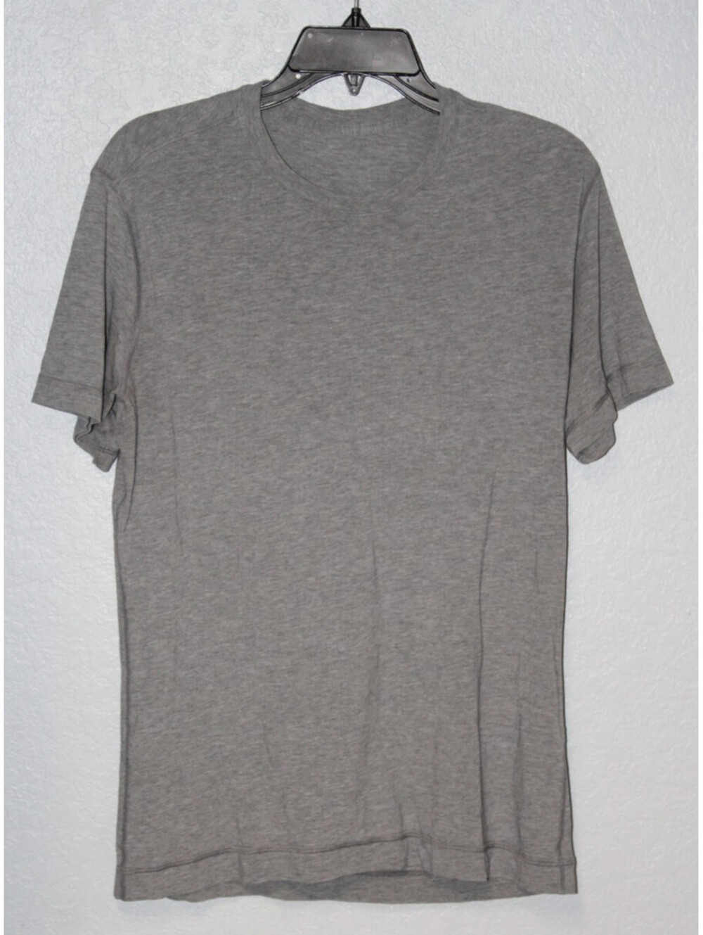 Lululemon 5 Year Basic T Shirt Sleeve T-Shirt Men MEDIUM (20" Pit To Pit) Gray